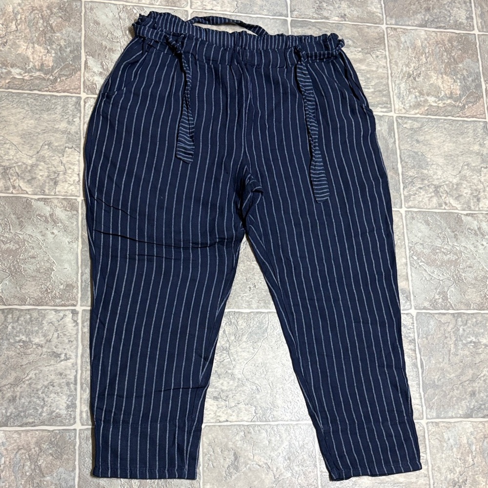 NWOT Navy Pinstripe Paperbag Waist Pants
